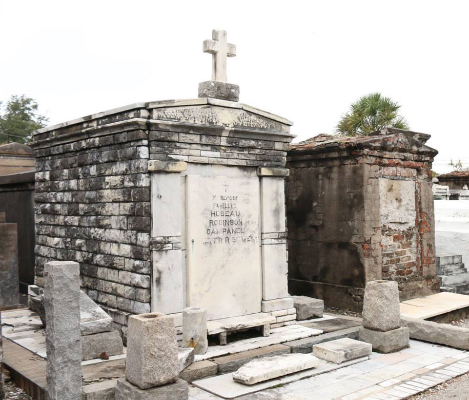 St. Louis Cemetery No. 1_Tomb